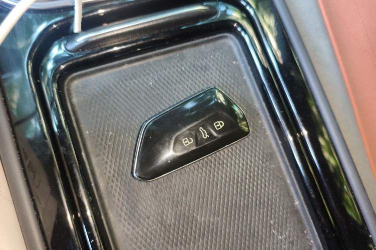 Used Volkswagen ID.4 CROZZ 2021 Long-Range PRO Two-Wheel Drive Version Vehicle Key