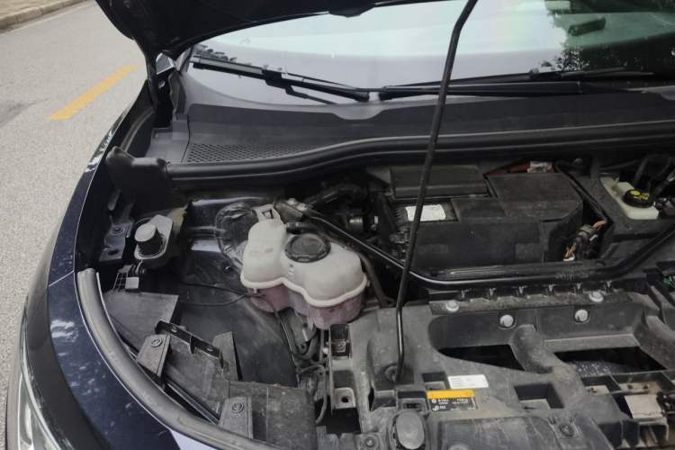 Used Volkswagen ID.4 CROZZ 2022 Long-Range PURE+ Edition Engine Bay Right
