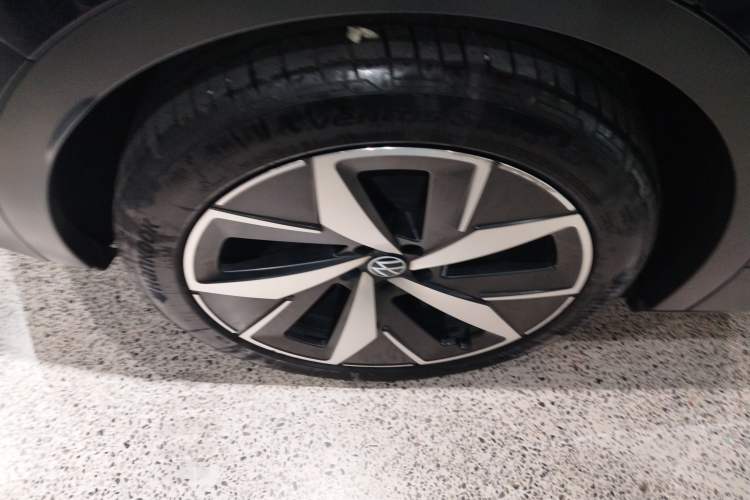 Used Volkswagen ID.4 CROZZ 2022 Long-Range PRO Edition Exterior 3