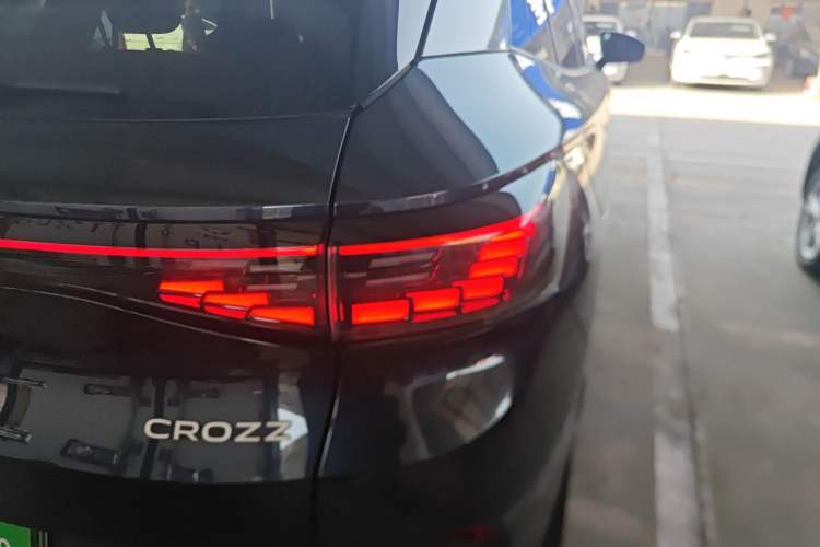 Used Volkswagen ID.4 CROZZ 2022 Long-Range Lite PRO Edition Exterior 6