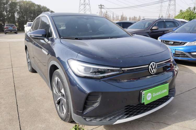 Used Volkswagen ID.4 CROZZ 2022 Pure Edition Limited Edition Front Right 45 Deg