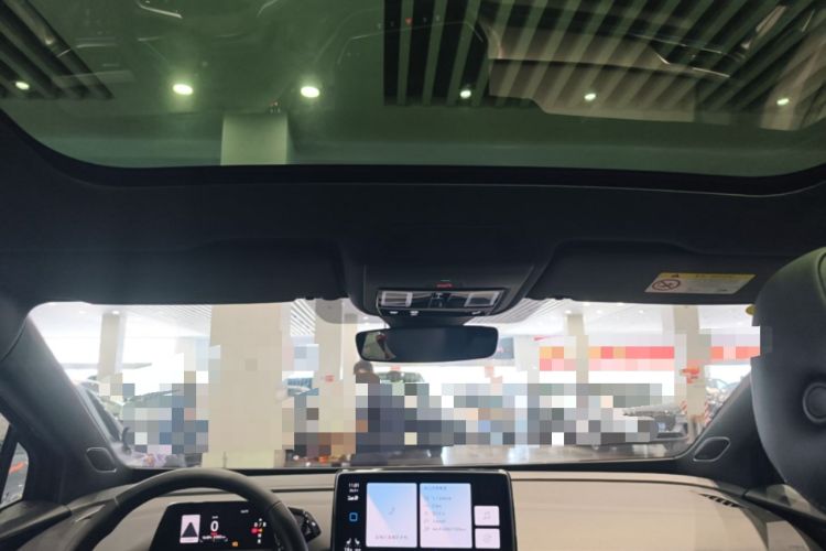 Used Volkswagen ID.4 CROZZ 2022 Long-Range PURE+ Edition Headliner