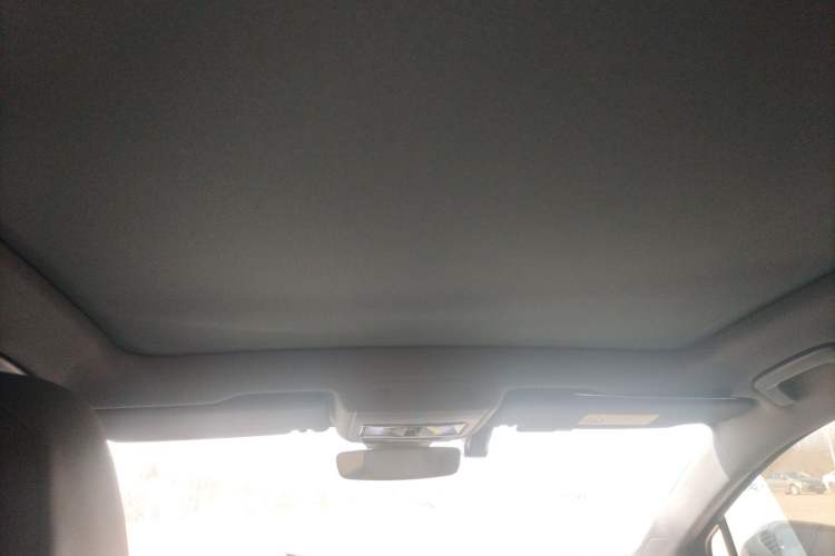 Used Volkswagen ID.4 CROZZ 2022 Long-Range Lite PRO Edition Headliner