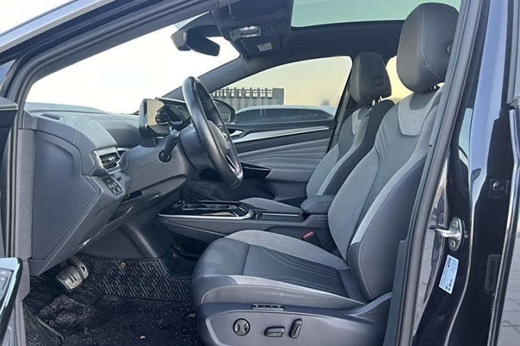 Used Volkswagen ID.4 CROZZ 2022 Long-Range Lite PRO Edition Interior 2