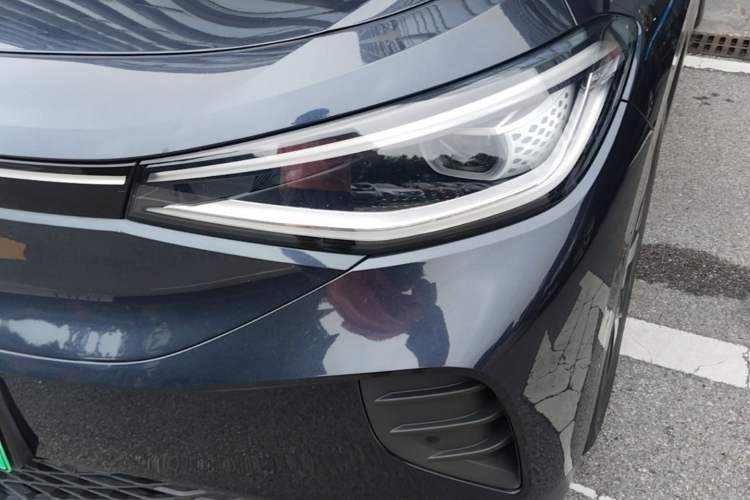 Used Volkswagen ID.4 CROZZ 2022 Long-Range Lite PRO Edition Left Front Headlight