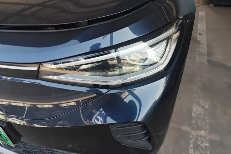 Used Volkswagen ID.4 CROZZ 2022 Long-Range Lite PRO Edition Left Front Headlight