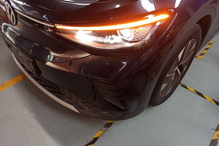 Used Volkswagen ID.4 CROZZ 2022 Long-Range PURE+ Edition Left Front Headlight