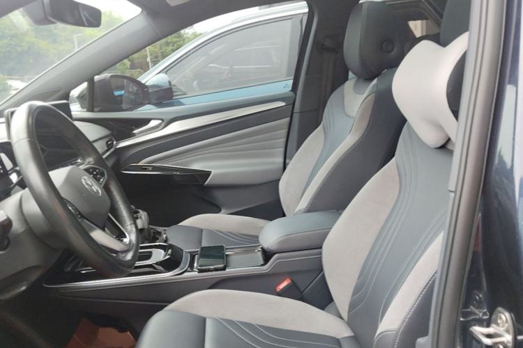 Used Volkswagen ID.4 CROZZ 2022 Long-Range Lite PRO Edition Left Front Seat