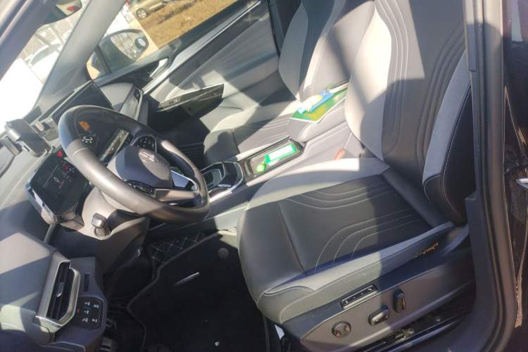 Used Volkswagen ID.4 CROZZ 2022 Long-Range Lite PRO Edition Left Front Seat