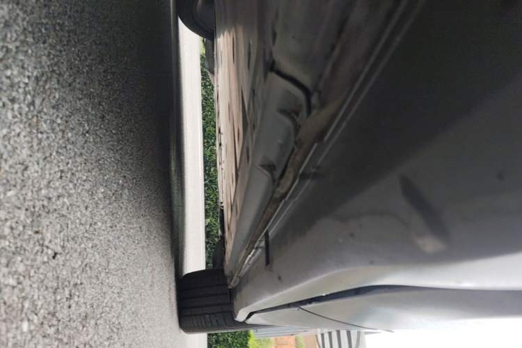 Used Volkswagen ID.4 CROZZ 2022 Long-Range Lite PRO Edition Right Side Sill