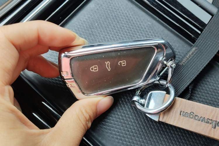 Used Volkswagen ID.4 CROZZ 2022 Long-Range Lite PRO Edition Vehicle Key
