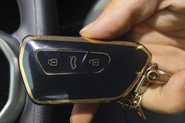 Used Volkswagen ID.4 CROZZ 2022 Long-Range PURE+ Edition Vehicle Key