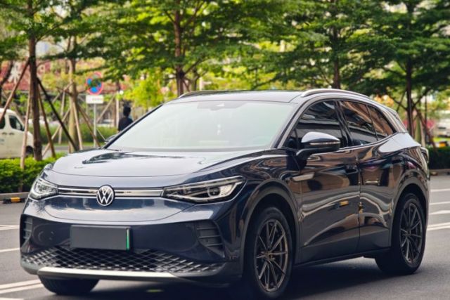 Used Volkswagen ID.4 CROZZ 2022 Standard Range PURE Edition