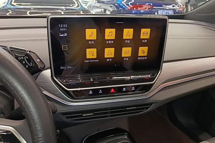 Used Volkswagen ID.4 CROZZ 2022 Pure Edition Limited Edition Audio And AC Panel
