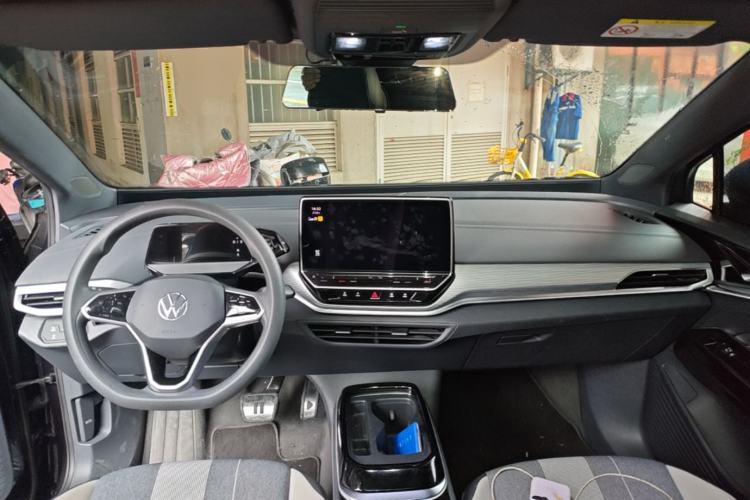 Used Volkswagen ID.4 CROZZ 2022 Long-Range PURE+ Edition Center Console