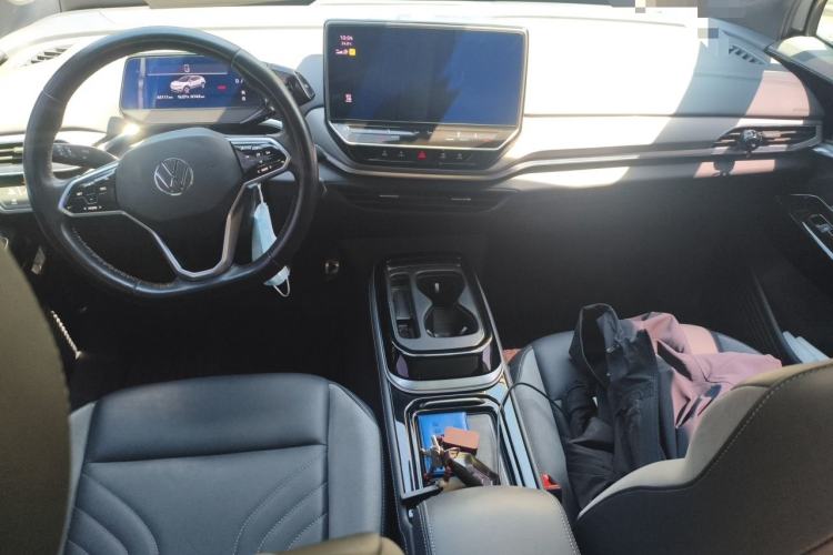 Used Volkswagen ID.4 CROZZ 2022 Long-Range Lite PRO Edition Center Console