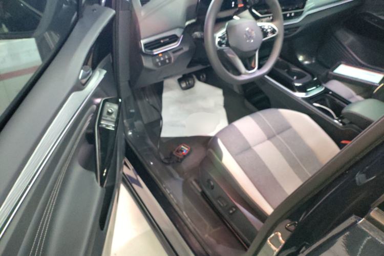 Used Volkswagen ID.4 CROZZ 2022 Pure Edition Limited Edition Driver Seat