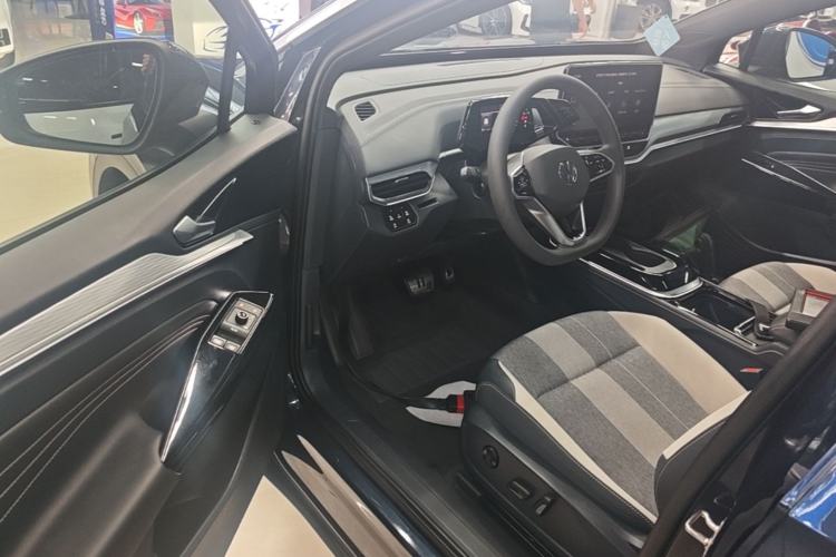 Used Volkswagen ID.4 CROZZ 2022 Pure Edition Limited Edition Driver Seat