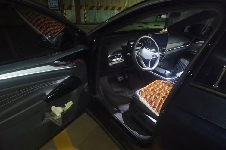 Used Volkswagen ID.4 CROZZ 2022 Pure Edition Limited Edition Driver Seat
