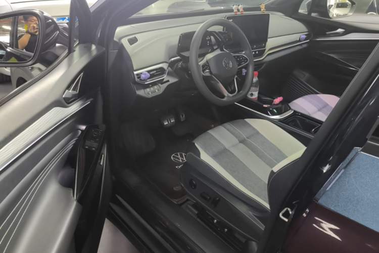 Used Volkswagen ID.4 CROZZ 2022 Pure Edition Limited Edition Driver Seat