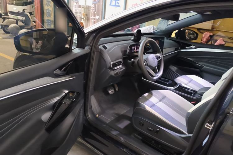 Used Volkswagen ID.4 CROZZ 2022 Pure Edition Limited Edition Driver Seat