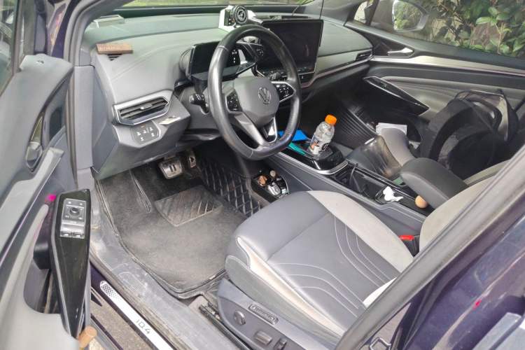 Used Volkswagen ID.4 CROZZ 2022 Long-Range Lite PRO Edition Driver Seat