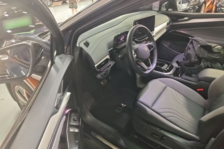 Used Volkswagen ID.4 CROZZ 2022 Long-Range Lite PRO Edition Driver Seat
