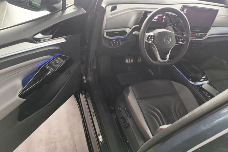 Used Volkswagen ID.4 CROZZ 2022 High-Performance PRIME Edition Driver Seat