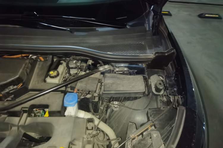 Used Volkswagen ID.4 CROZZ 2022 Pure Edition Limited Edition Engine Bay Left