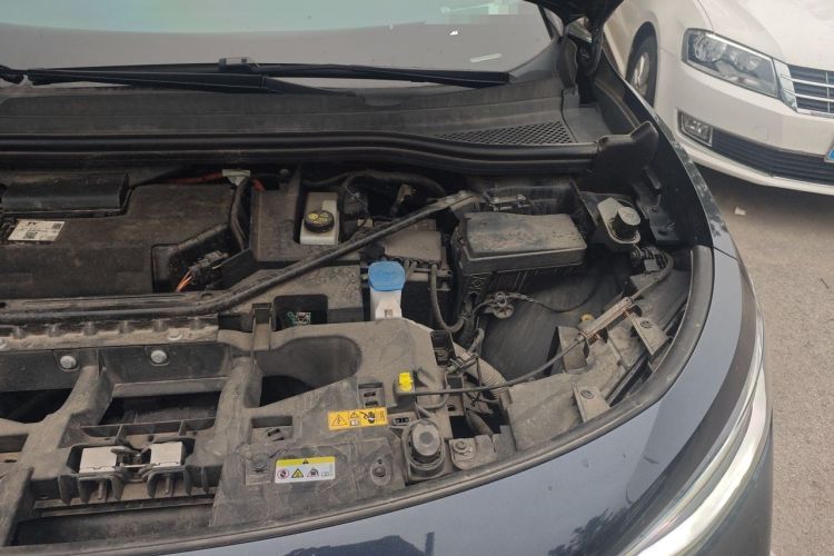 Used Volkswagen ID.4 CROZZ 2022 Long-Range PRO Edition Engine Bay Left