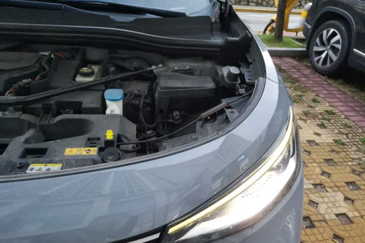 Used Volkswagen ID.4 CROZZ 2022 Long-Range PURE+ Edition Engine Bay Left