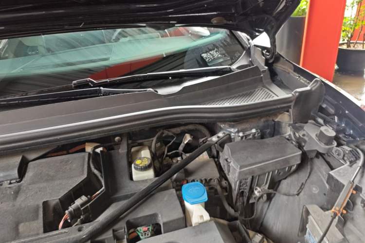 Used Volkswagen ID.4 CROZZ 2022 Long-Range PURE+ Edition Engine Bay Left