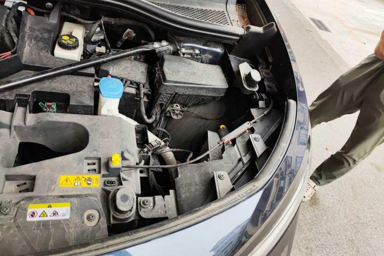Used Volkswagen ID.4 CROZZ 2022 Long-Range Lite PRO Edition Engine Bay Left