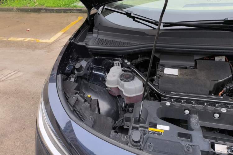 Used Volkswagen ID.4 CROZZ 2022 Long-Range PURE+ Edition Engine Bay Right