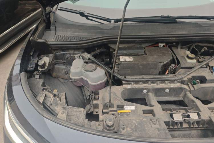 Used Volkswagen ID.4 CROZZ 2022 Long-Range PRO Edition Engine Bay Right