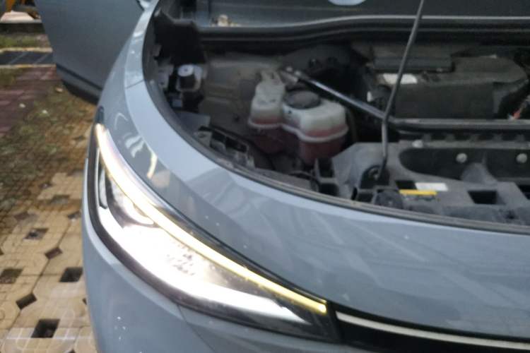 Used Volkswagen ID.4 CROZZ 2022 Long-Range PURE+ Edition Engine Bay Right