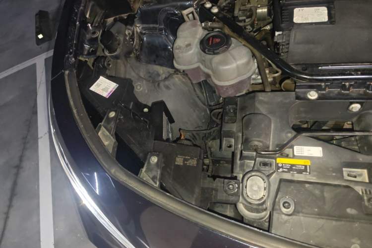 Used Volkswagen ID.4 CROZZ 2022 Pure Edition Limited Edition Engine Bay Right
