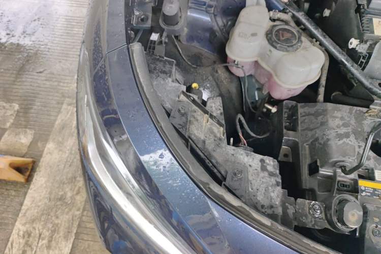 Used Volkswagen ID.4 CROZZ 2022 Long-Range Lite PRO Edition Engine Bay Right