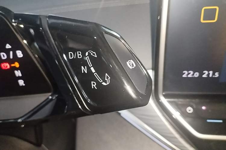 Used Volkswagen ID.4 CROZZ 2022 Long-Range PURE+ Edition Gear Lever