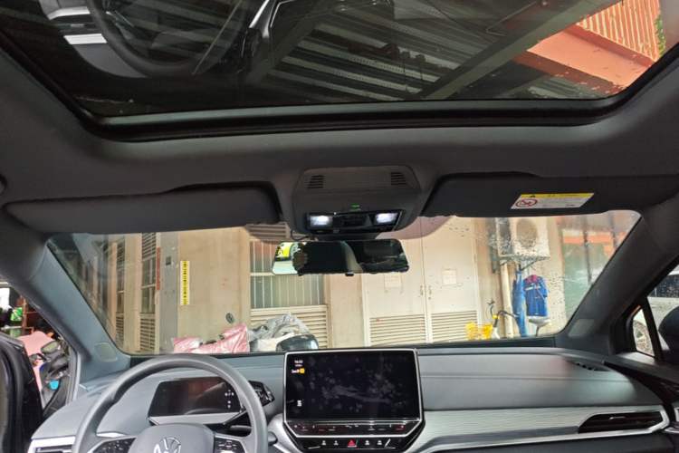 Used Volkswagen ID.4 CROZZ 2022 Long-Range PURE+ Edition Headliner