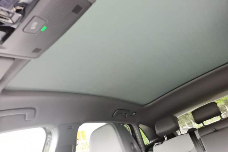 Used Volkswagen ID.4 CROZZ 2022 Long-Range Lite PRO Edition Headliner
