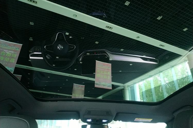 Used Volkswagen ID.4 CROZZ 2022 Long-Range PRO Edition Headliner