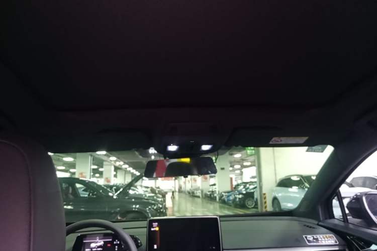 Used Volkswagen ID.4 CROZZ 2022 Standard Range PURE Edition Headliner