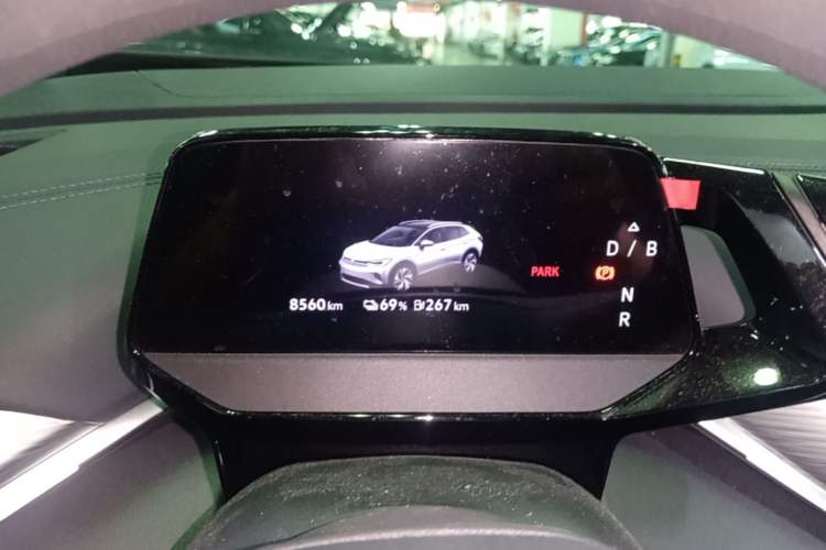 Used Volkswagen ID.4 CROZZ 2022 Standard Range PURE Edition Instrument Cluster