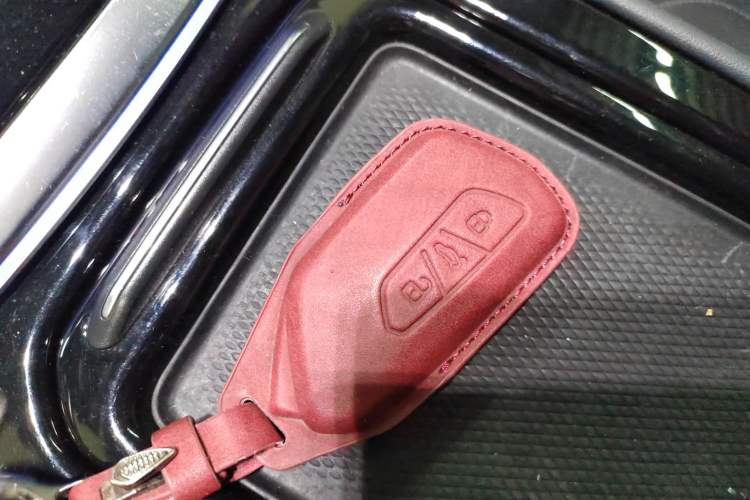 Used Volkswagen ID.4 CROZZ 2022 Long-Range Lite PRO Edition Interior 1