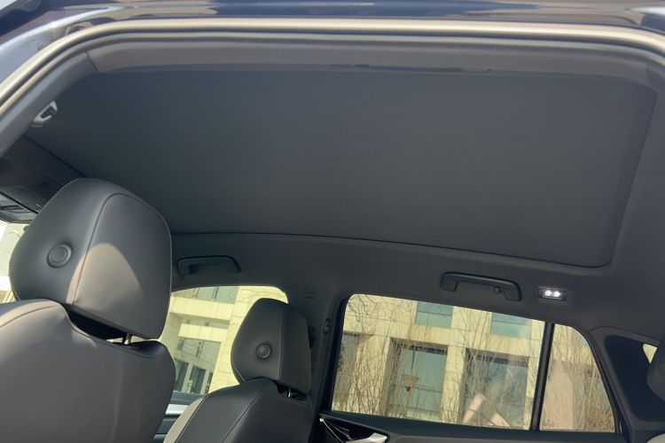 Used Volkswagen ID.4 CROZZ 2022 Standard Range PURE Edition Interior 2