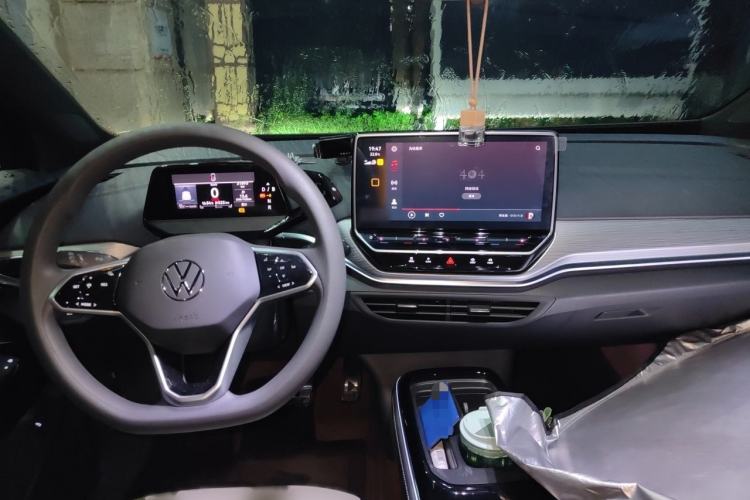 Used Volkswagen ID.4 CROZZ 2022 Long-Range PURE+ Edition Interior 2