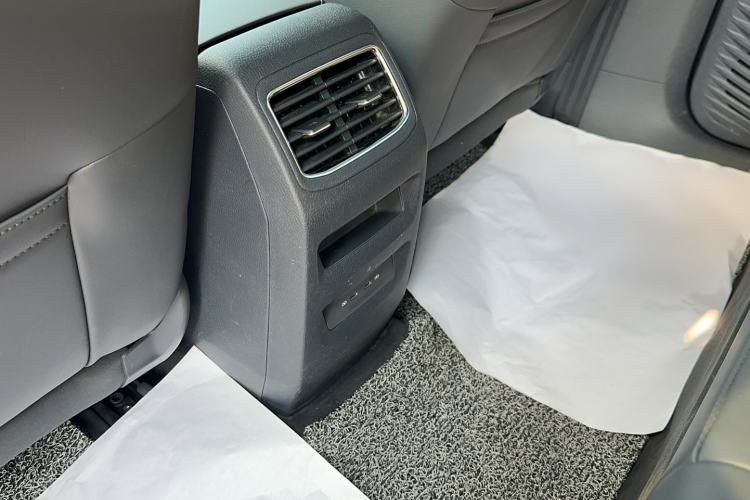 Used Volkswagen ID.4 CROZZ 2022 Pure Edition Limited Edition Interior 4