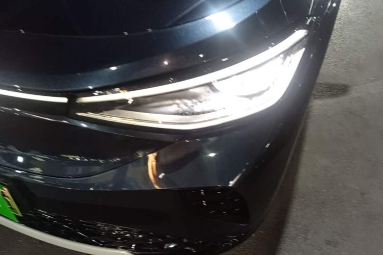 Used Volkswagen ID.4 CROZZ 2022 Long-Range PRO Edition Left Front Headlight