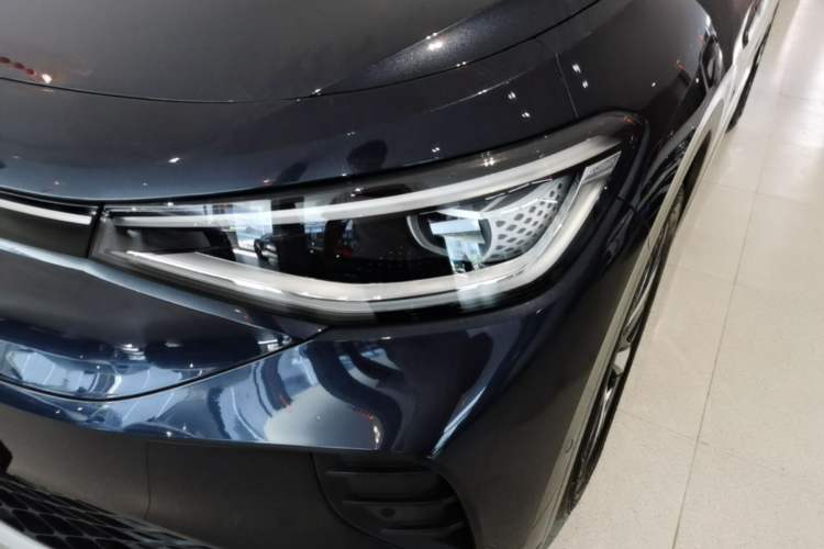 Used Volkswagen ID.4 CROZZ 2022 Long-Range Lite PRO Edition Left Front Headlight